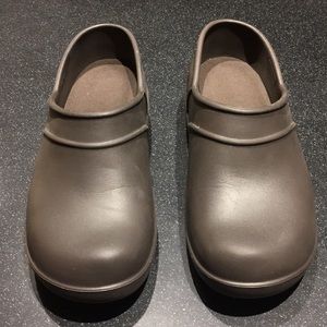 Brown Crocs